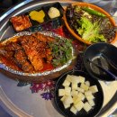 옛날토종닭 | 홍대술집 맷집에서 매콤한 등갈비와 옛날치킨 후기