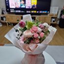 씨유 롯데캐슬4차점 | 금천구꽃집 오후의플로라 강추 - 어버이날 기념으로 화사한 꽃다발 선물 고고