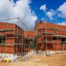 빨간 벽돌집 이미지