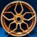 듀크레이싱 | 완벽한 KTM1290 튜닝 | 누구보다 더 눈에띄는 라이딩