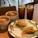 법환로71번길 | 서귀포 강정동 법환포구 브런치 토마토스튜와 당근라페샌드위치 조합 추천 로아나 카페