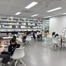 빛나는 도서관 이미지