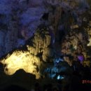 하롱베이에서(석회동굴) 이미지