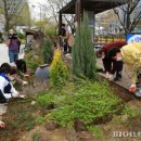 야외음악당입구 화장실 이미지