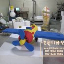 비행기 조형물 이미지