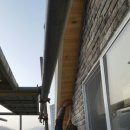 [담비네 중동여행] 타일 작업 계속, 벽지작업, 지붕 마무리 작업, 와부 실리콘 작업 이미지