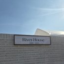 리버하우스 이미지