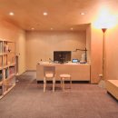 스몰 하우스 빅도어 이미지