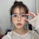 아이유안경 이미지