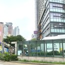 헤어숍 앞 횡단보도 이미지