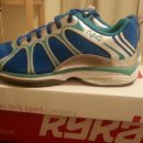 샤워하는운동화 이미지