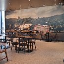 스타벅스 인천계산역DT점 | 스타벅스 인천계산역DT점 / 인천계양도서관