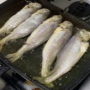 노릿한 조기 구워 점심밥먹을 준비합니다 이미지