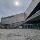 군산복합문화센터 앞 이미지