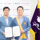 자유시장 앞 이미지