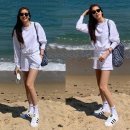 바닷가 산책 이미지