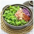 푸짐한 한그릇~~ 날치알 베이컨 뚝배기 비빔밥 이미지