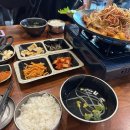 신창흑돼지두루치기 이미지