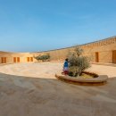 Y international 이미지