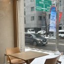 카페 | 올웨이즈어거스트 제작소(Always August), 따뜻한 분위기의 라떼 디저트 맛집 비건케이크 후기