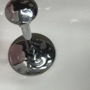 지워시 | 세면대 노란 요석 얼룩 지워질까? 다이소 요석 석회 강력 제거제 후기