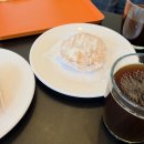 달콤공간 | 창원 진해 바다뷰 카페 추천/ 속천항 달콤커피, 대형카페 뷰맛집 후기
