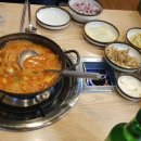 월수금통돼지 이미지