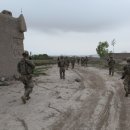(KCX님의)아프가니스탄 가즈니에서 작전중인 미 육군 82공수사단 병사들 이미지
