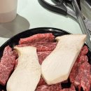 대박생고기 | [꾸석지돌판한우 용산점] 가족모임 후기🐮 생고기 대박… 아이들도 폭풍흡입한 맛집! 대박추천