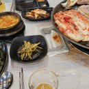 정돈솥뚜껑삼겹살 이미지