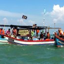 Protest by 300 Penang fishing boats against reclamation 간척사업 항의하는 어부들.... 이미지