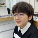 안경디렉터 이미지