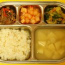 10월 13일-현미밥,깍두기,다시마감자국,소불고기,청경채무침을 먹었어요^^ 이미지