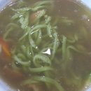 산아래보쌈，칼국수 이미지