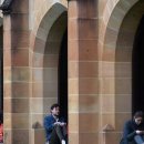 호주 대학들, 내년부터 전면 대면 학습 복귀…장애 단체 "취약층 학생들에게 차별” 주장 이미지