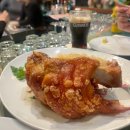 독일 프랑크푸르트 슈바인학센 맛집 뢰머 필스 부르넨