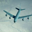미공군 KC-135 1대 추락 (공중충돌로 추정) 이미지