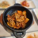 송이분식 | "송이 향 가득한 자연산 솥밥, 마산 현동맛집 지중해송이솥밥"