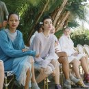 BOOT CAMP Photographer: Theo Wenner Stylist: Alex Harrington Hair: Recine Make-Up: Fara Homidi Models: Selena Forrest &amp; Grace Hartzel 이미지