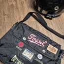 판매완료..FOSSIL 클래식패치 메신저 크로스백 이미지