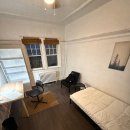 [UofT 도보 9분] 다운타운 토론토 여름 서블렛 / 월 $900 유틸 포함 / 5월 말~8월 30일 이미지