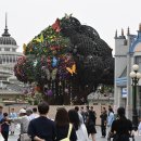 나무 조형물 이미지