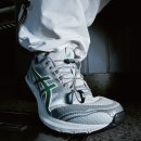 기어 (Sansan Gear) 젤 터레인 그레이 바이올렛 졸리 그린 (1203A527-020) 리뷰 : 도시 지형의 영감을...