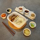 고기 구워주는 려자 이미지