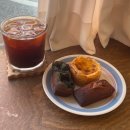 전주 빵지순례 겉바속쫀 휘낭시에 맛집 카페 버킷비스킷
