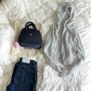 던스트 진청 데님, 나일론토트백 레드플랫 OOTD