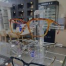 안경공간 이미지