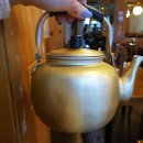 노란주전자 이미지