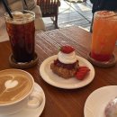 카페청춘 | 진해 군항제 벚꽃명소 오션뷰 카페 ‘청춘어람’ 추천