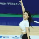 여자농구 1위를 달리고 있는 우리은행 이미지